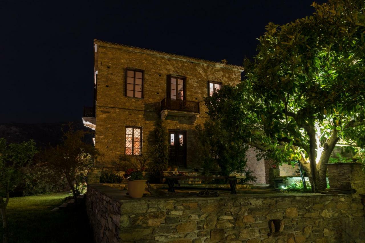 Paradosiako Saratsi - Traditional Guest House Volos Exterior foto